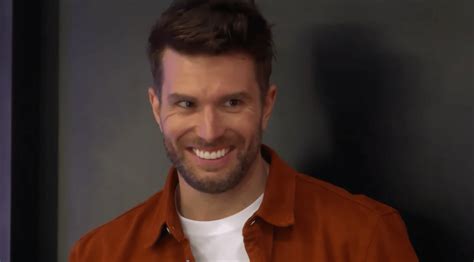 Joel Dommett ended up dating catfish who tricked him into。